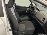  Toyota  Yaris TOYOTA  / 2017 / 5P / berlina con portón 1.5 100H Active #6