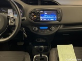  Toyota  Yaris TOYOTA  / 2017 / 5P / berlina con portón 1.5 100H Active #13