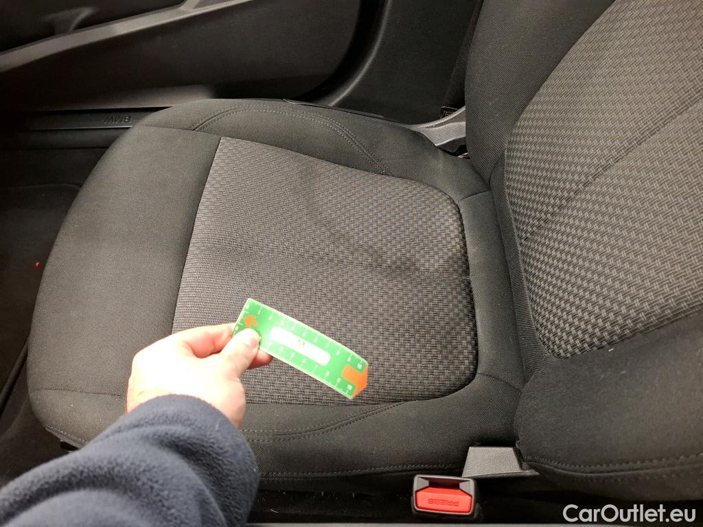  Bmw  Serie 1 BMW Série 1 / 2019 / 5P / Berline 116i DKG7 Business Design #7