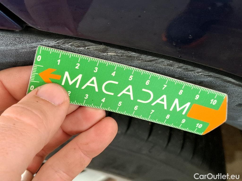  Bmw  X2 BMW  / 2017 / 5P / SUV sDrive20d Lounge BVA8 #20