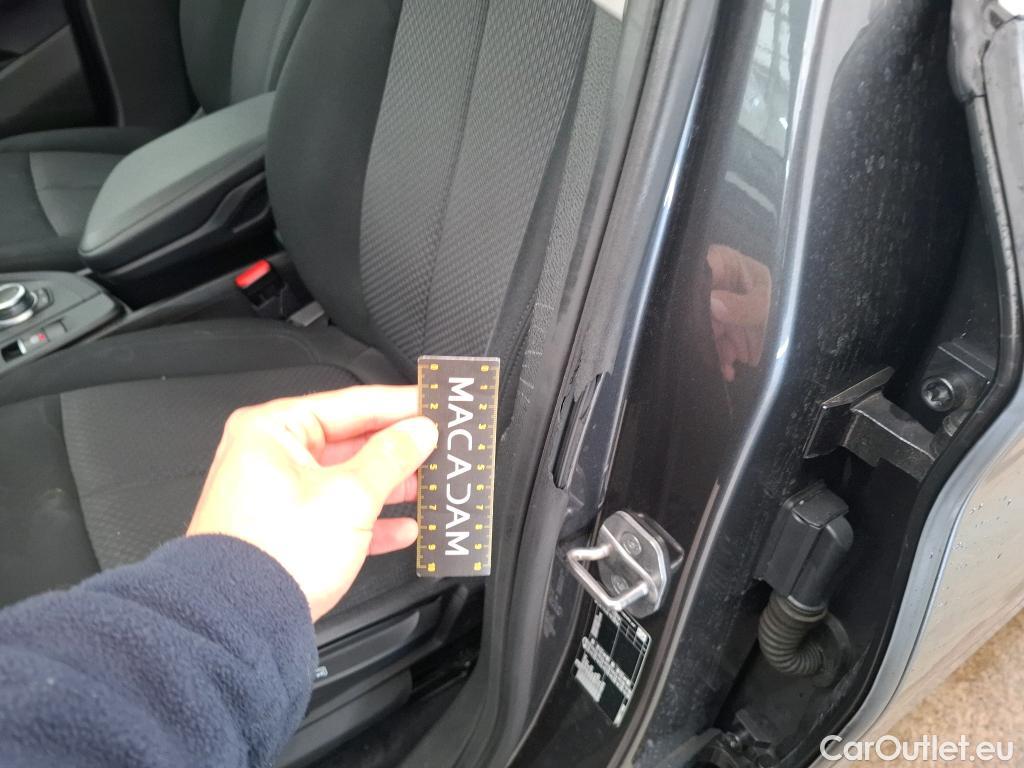  Bmw  X1 Série  sDrive16d Lounge 1.5 115CV BVA7 E6d #8