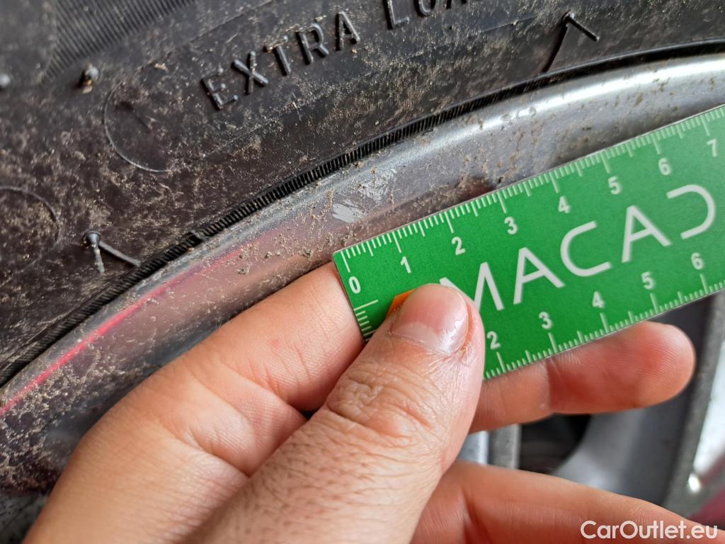  Audi  Q5  avus quattro 2.0 TDI 190CV BVA7 E6 #31