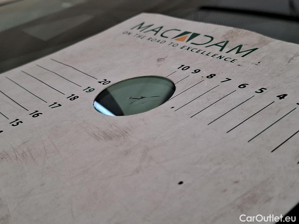  Peugeot  208  Allure Business 1.5 HDi 100CV BVM6 E6d #17