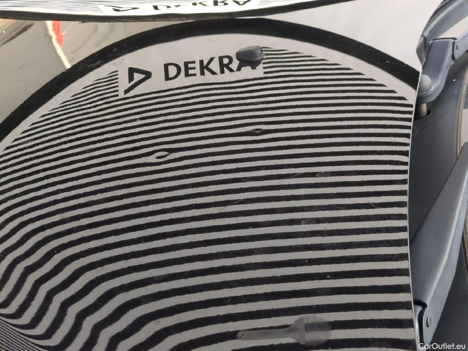  Peugeot  208  Affaire Premium Pack 1.5 HDi 100CV BVM5 E6dT #30