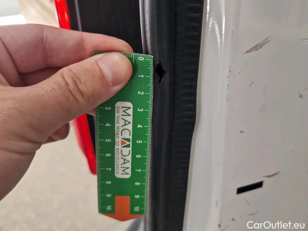  Citroen  Jumpy  Fourgon Club M 2.0 BlueHDi 120CV BVM6 E6dT #32