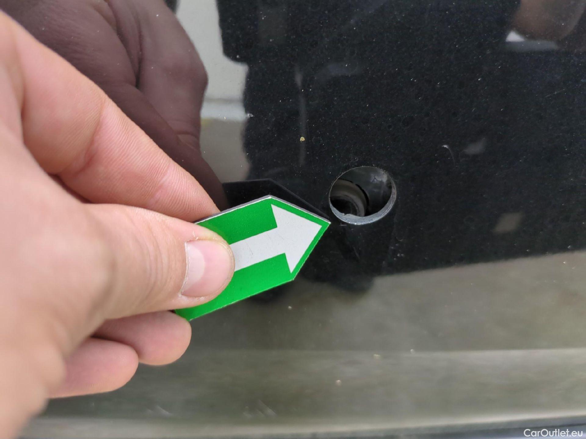  Peugeot  208  Affaire Premium Pack 1.5 HDi 100CV BVM5 E6dT #40