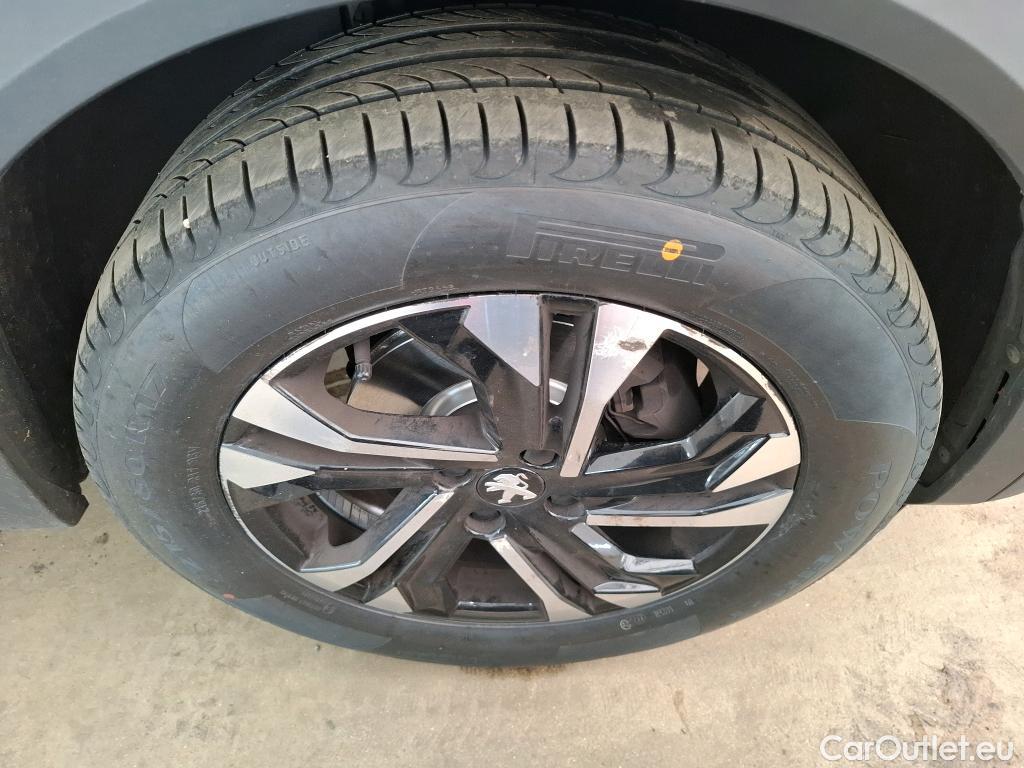  Peugeot  2008  Allure Business 1.5 HDi 130CV BVA8 E6d #57