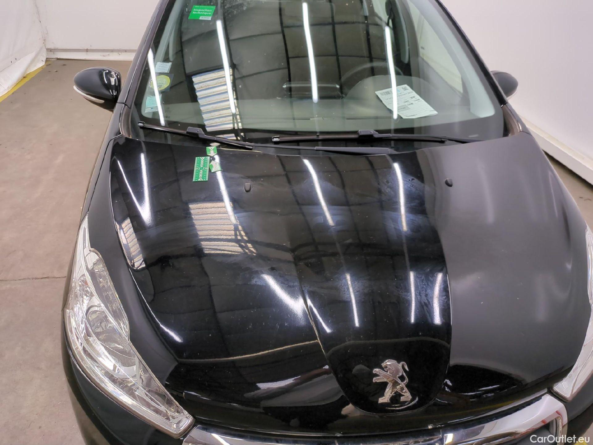  Peugeot  208  Affaire Premium Pack 1.5 HDi 100CV BVM5 E6dT #33