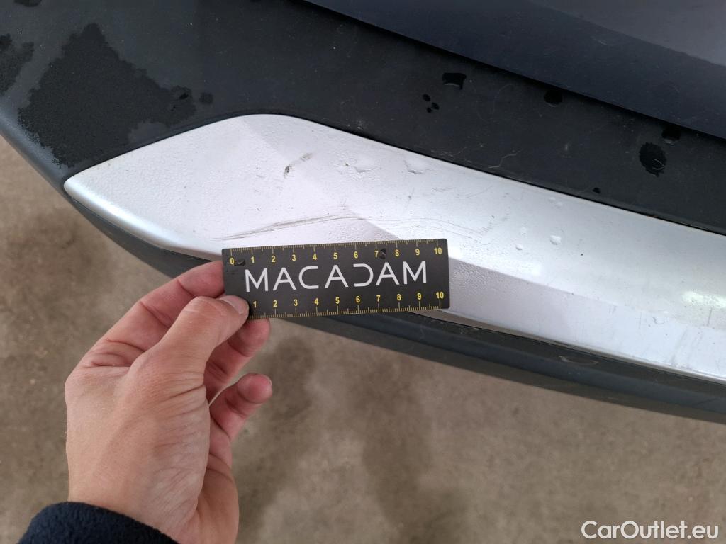  Peugeot  2008  Allure Business 1.5 HDi 130CV BVA8 E6d #49