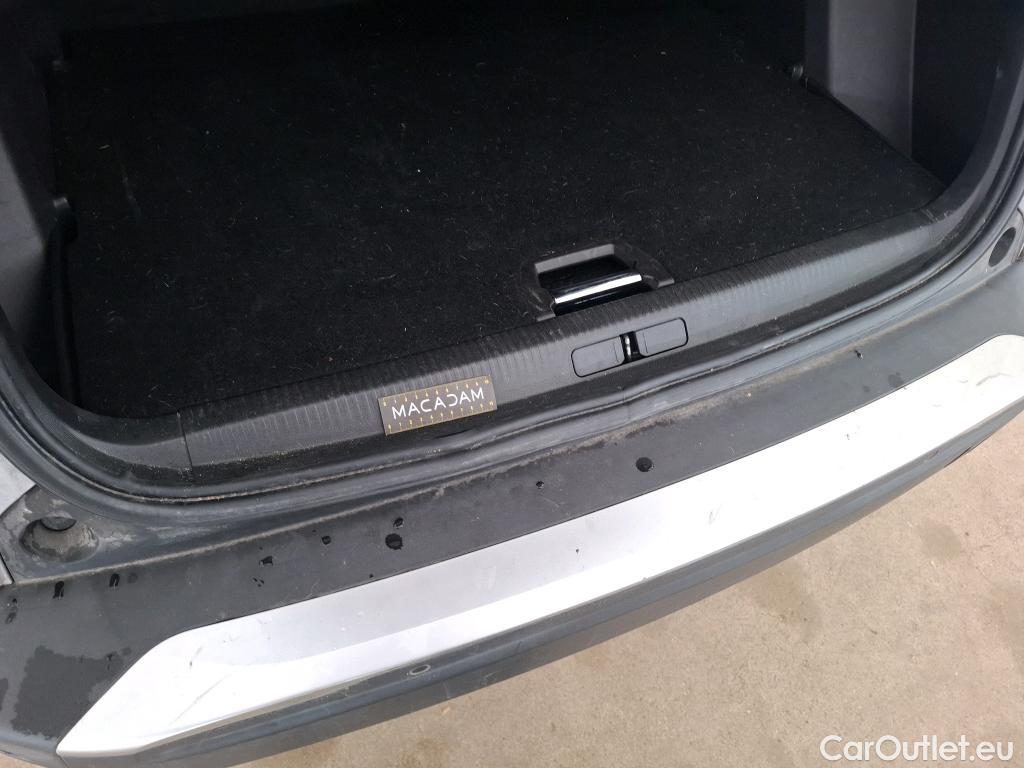  Peugeot  2008  Allure Business 1.5 HDi 130CV BVA8 E6d #81