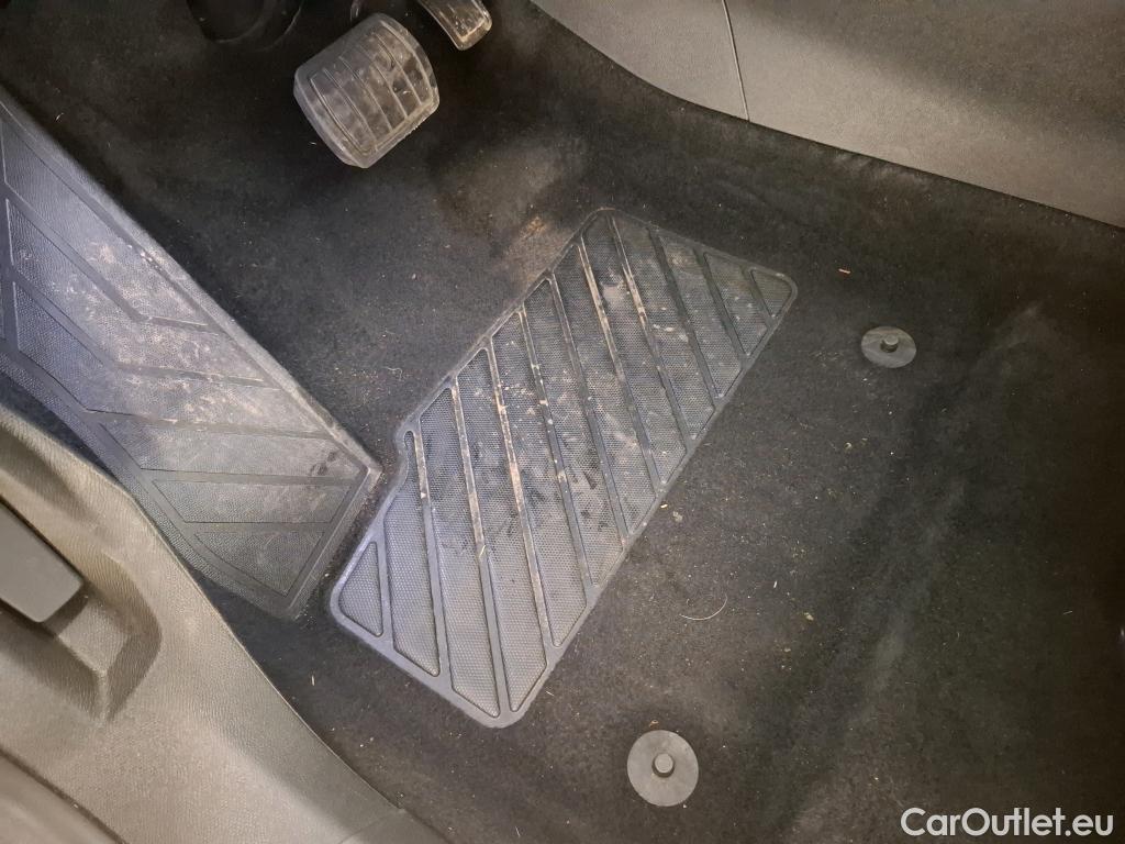  Peugeot  3008  II Allure Pack 1.5 HDi 130CV BVA8 E6d #10