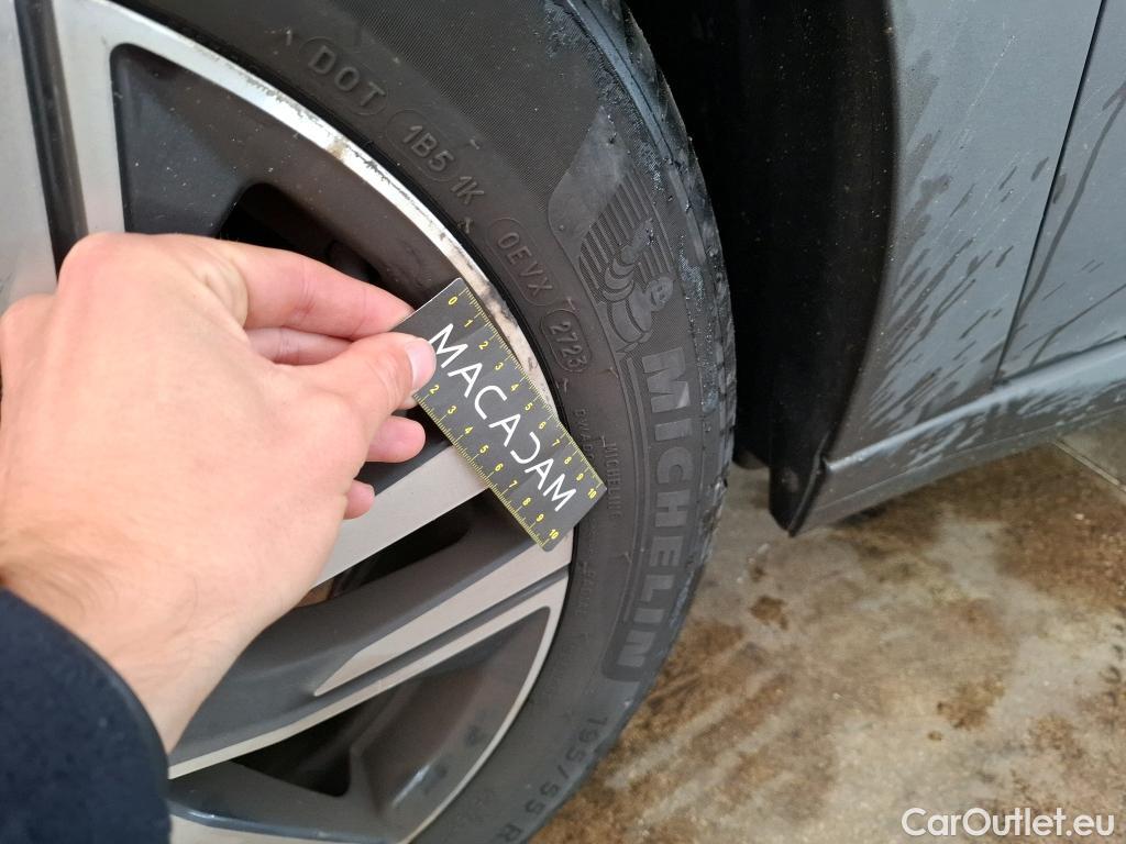  Peugeot  208  Allure Business 1.5 HDi 100CV BVM6 E6d #9