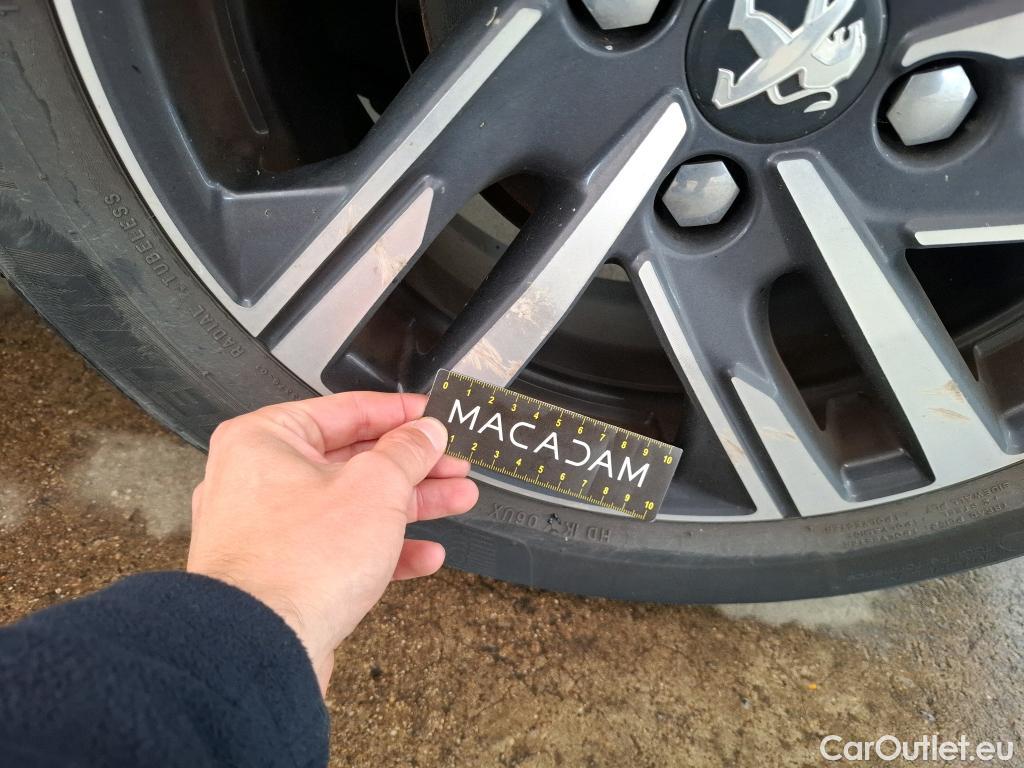  Peugeot  208  Allure Business 1.5 HDi 100CV BVM6 E6d #43