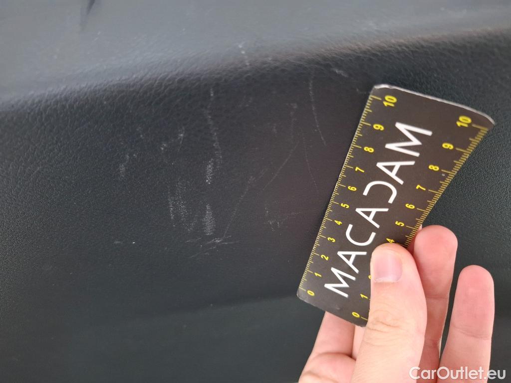  Nissan  Micra NISSAN   2016  5P  Berline IGT 92 Business Edition #4