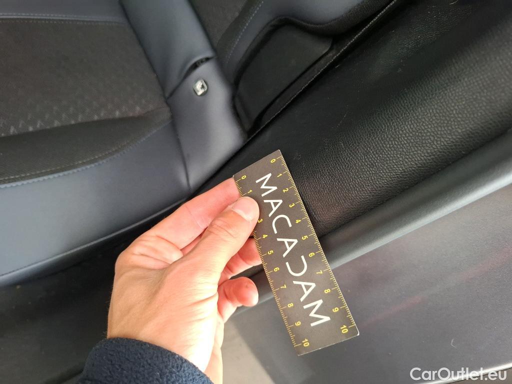  Peugeot  2008  Allure Business 1.5 HDi 130CV BVA8 E6d #51