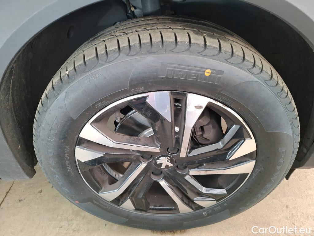  Peugeot  2008  Allure Business 1.5 HDi 130CV BVA8 E6d #58
