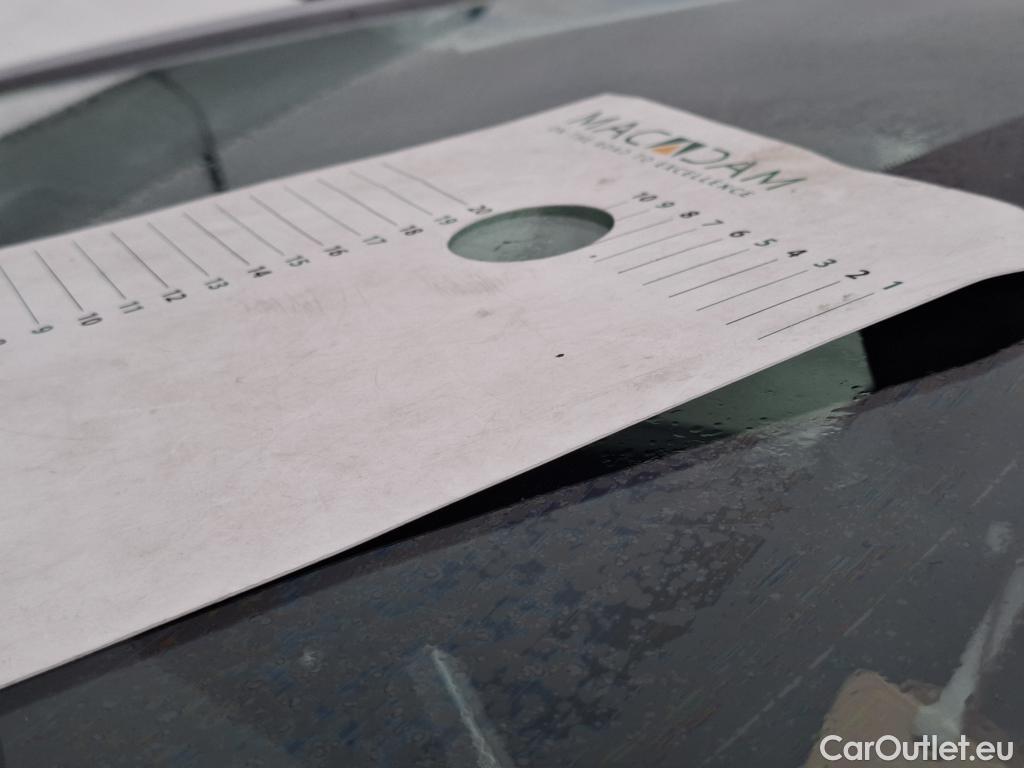  Peugeot  2008  Allure Business 1.5 HDi 130CV BVA8 E6d #20