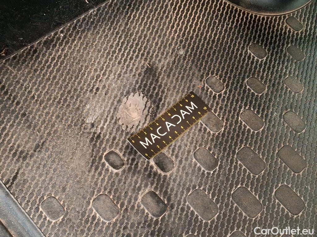  Renault  Trafic  Furgon Grand Confort L1H1 1000 1.6 dCi 125CV BVM6 E6 #21