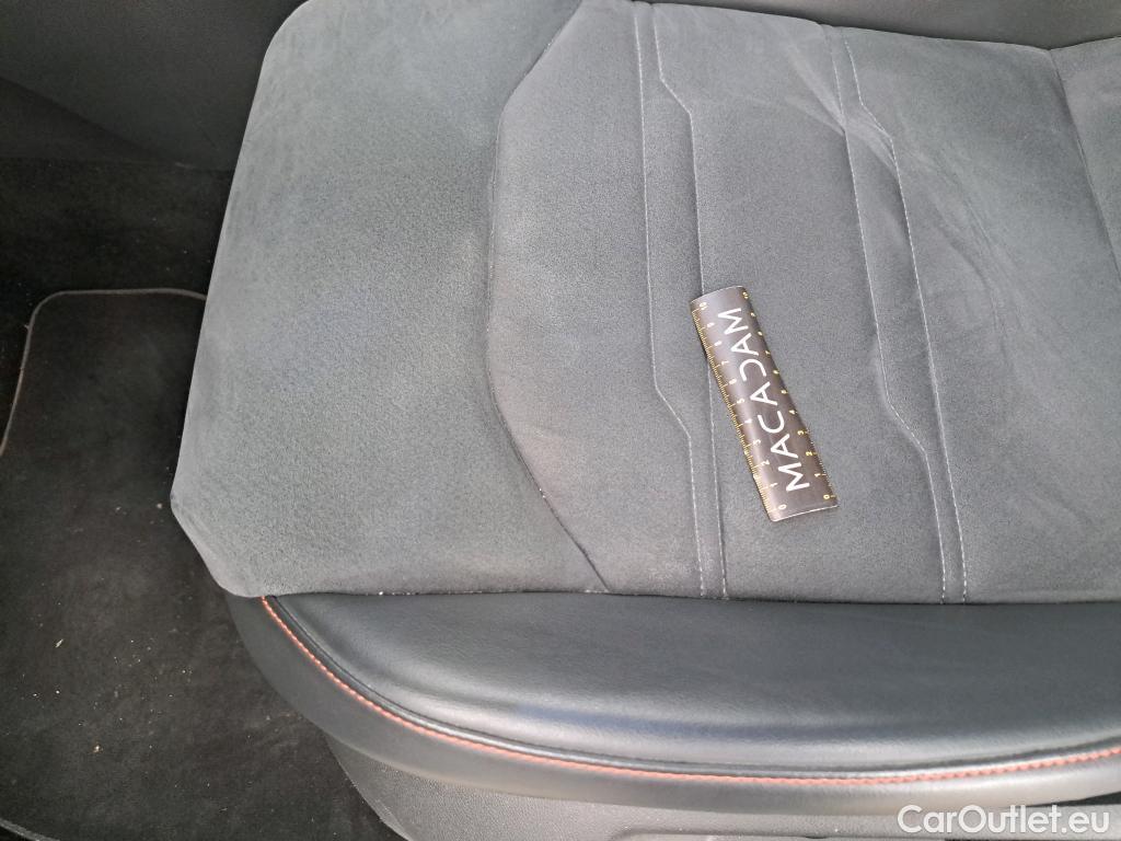  Seat  ATECA SEAT  / 2020 / 5P / SUV 1.5 TSI 150 ACT S&S DSG7 FR #16