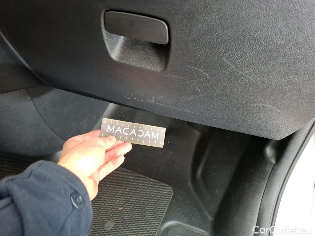  Renault  Trafic  Furgon Grand Confort L1H1 1000 1.6 dCi 125CV BVM6 E6 #22