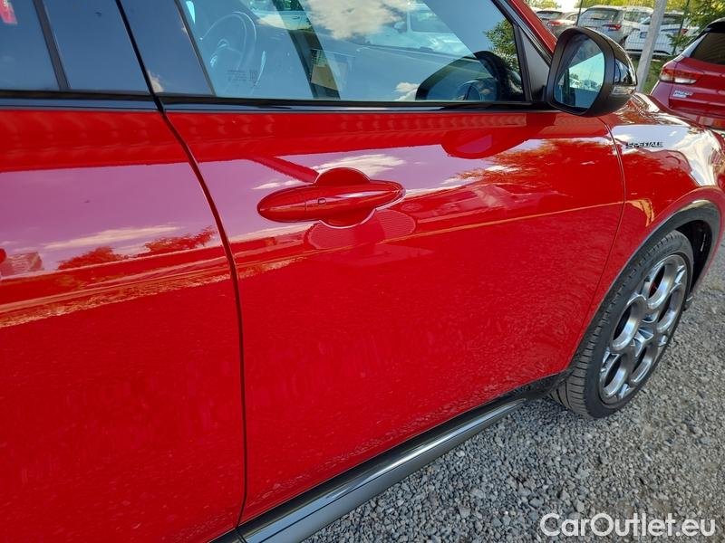  Alfa Romeo  TONALE  (622)(2022->)  1.5MHEV 130 Speciale AT #10