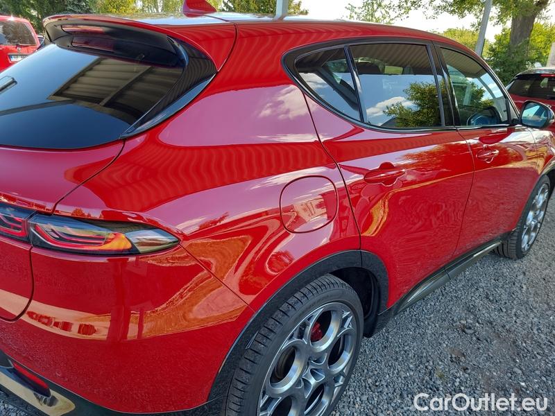  Alfa Romeo  TONALE  (622)(2022->)  1.5MHEV 130 Speciale AT #8