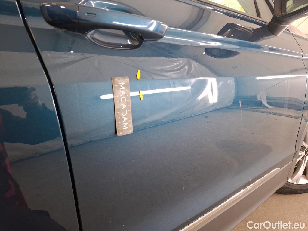  Volkswagen  Tiguan VOLKSWAGEN  / 2020 / 5P / SUV 2.0 TDI 150 DSG7 Life Business #16