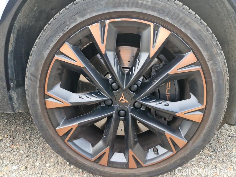  Cupra  Formentor  (KMP) (2024)  2.0T 245 VZ AWD AT #8