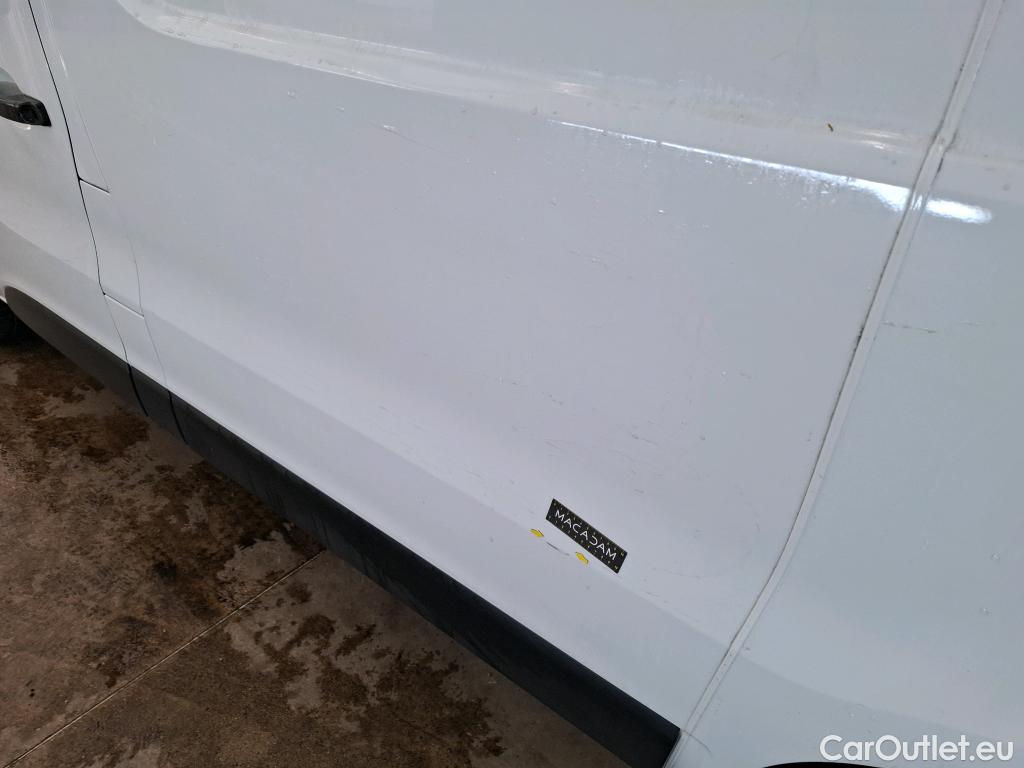  Renault  Trafic  Furgon Grand Confort L1H1 1000 1.6 dCi 125CV BVM6 E6 #40