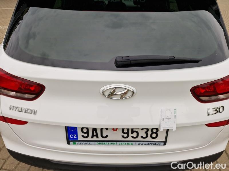 Hyundai  i30   cw (PD)(2017->)  kom.1.6CRDi 115 Smart #14