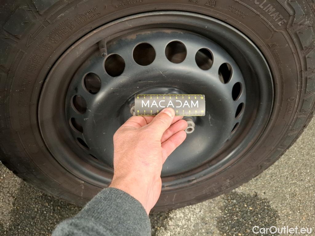  Volkswagen  Transporter VOLKSWAGEN  / 2019 / 4P / Fourgon tôlé 2.0 TDi 150 DSG7 L2H1 Business Plus #19