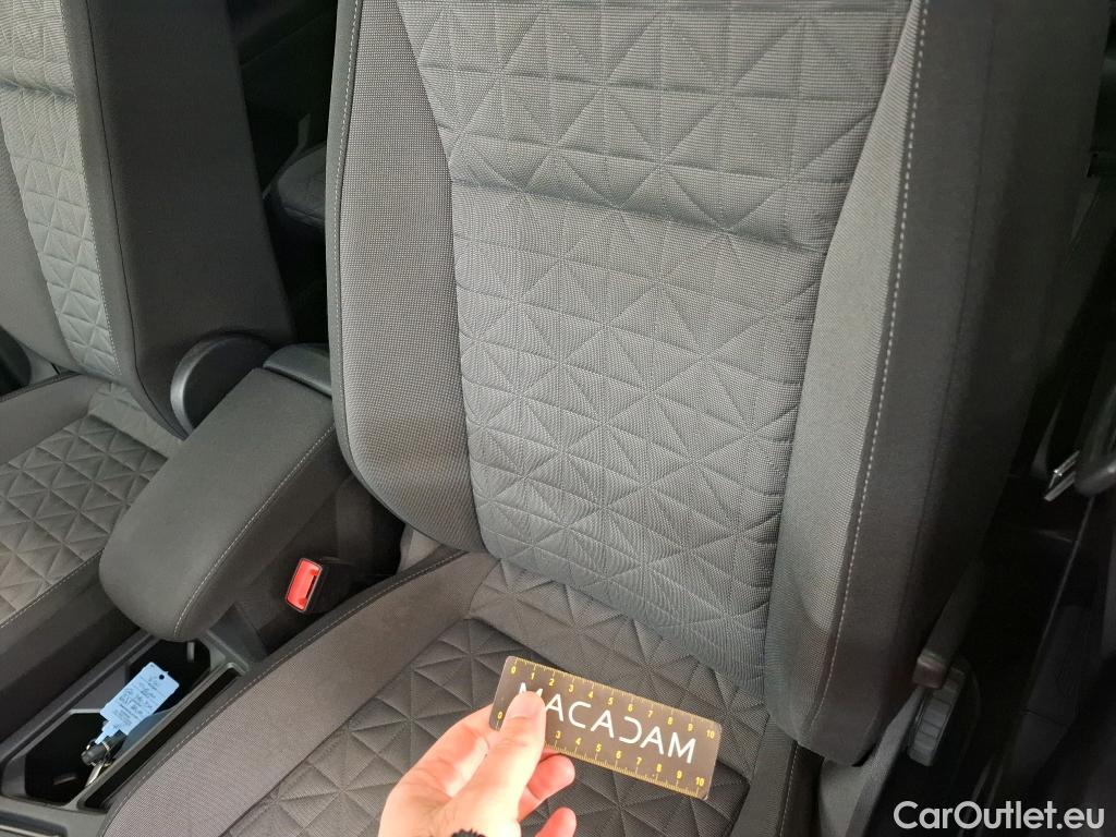  Volkswagen  Tiguan VOLKSWAGEN  / 2020 / 5P / SUV 2.0 TDI 150 DSG7 Life Business #21