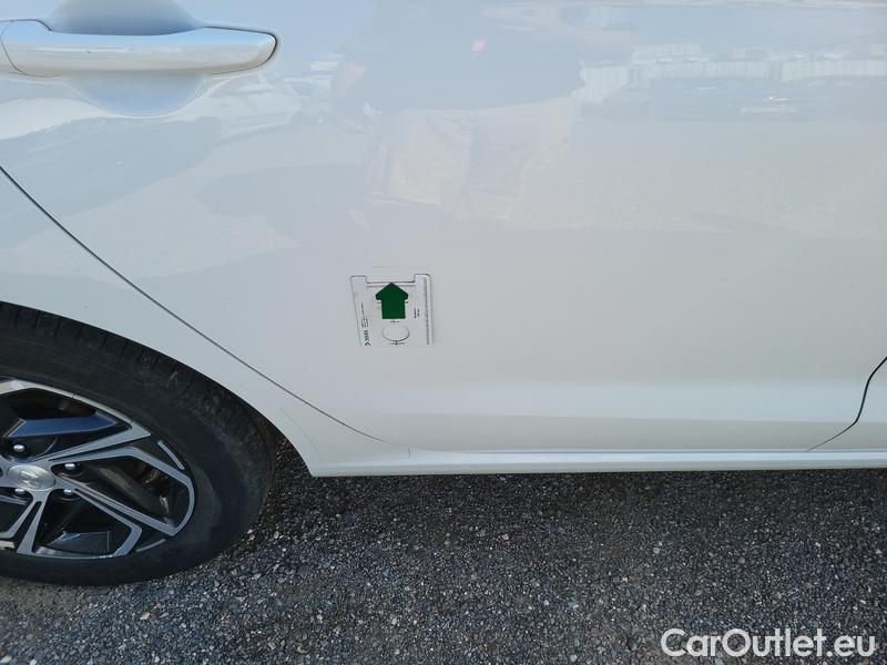  Hyundai  i30  (PD)(01.2017  ->)  kom.1.6CRDi 115 Smart #11