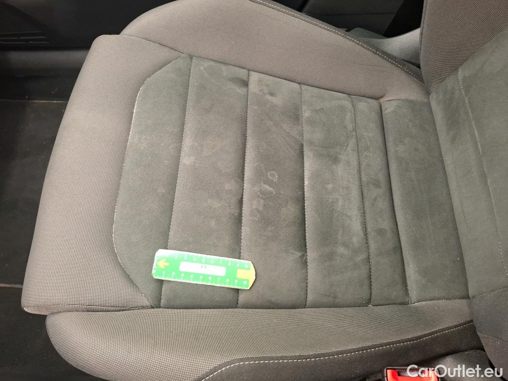  Volkswagen  Golf  VII Berline Carat BMT 2.0 TDI 150CV BVM6 E6 #24