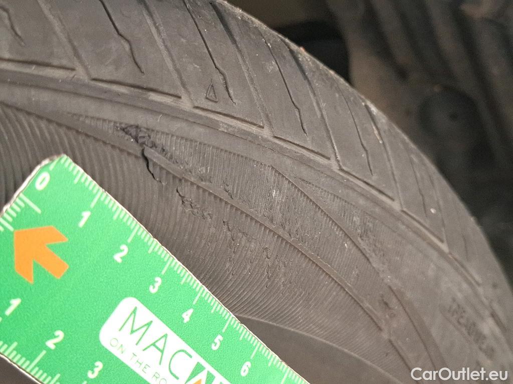  Renault  Megane  IV Berline 5 ptes. Business 1.0 TCe 115CV BVM6 E6d #21