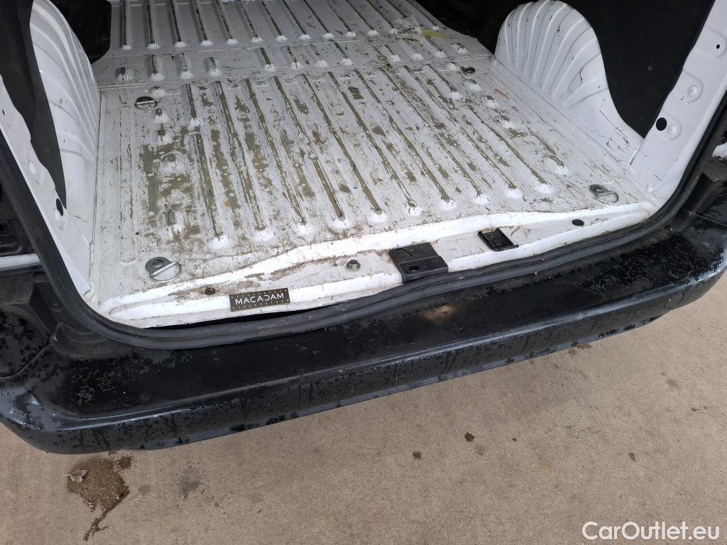  Peugeot  Partner  Grip L1 1.2 PureTech 110CV BVM6 E6d #40