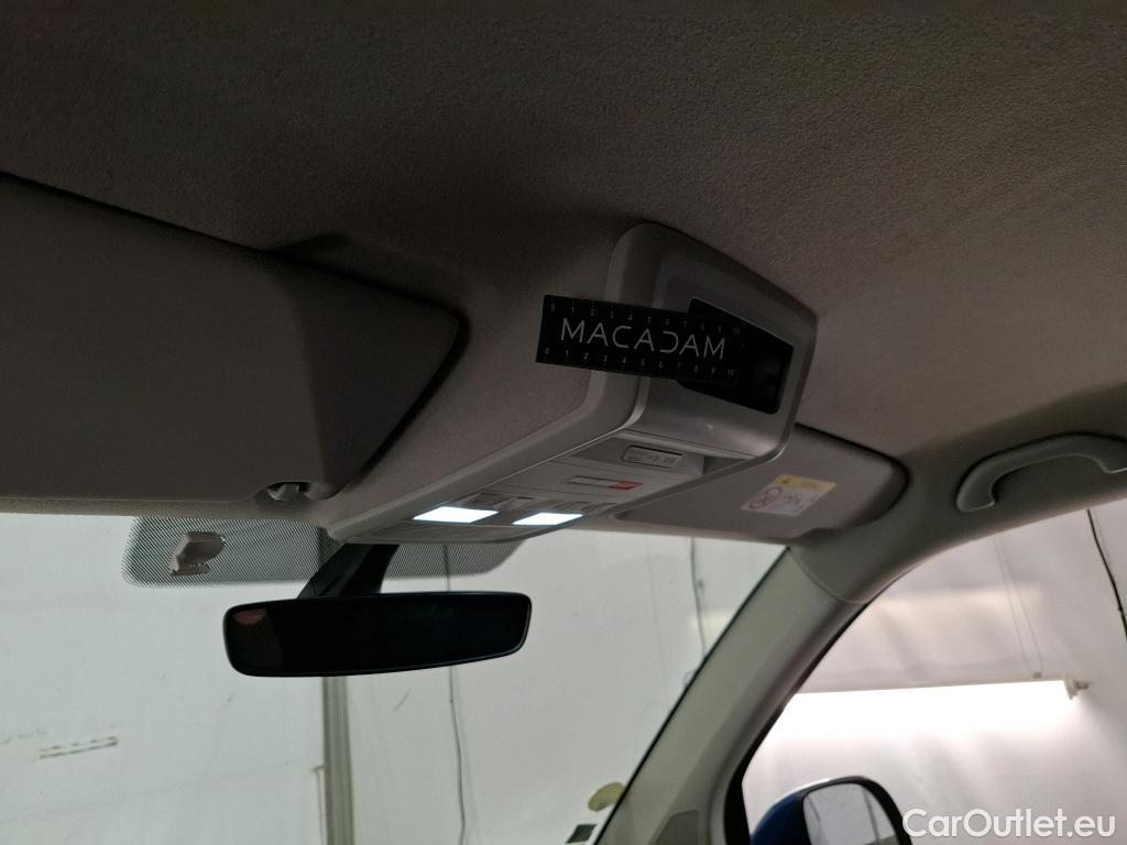  Volkswagen  Transporter VOLKSWAGEN  / 2019 / 4P / Fourgon tôlé 2.0 TDi 150 DSG7 L2H1 Business Plus #35