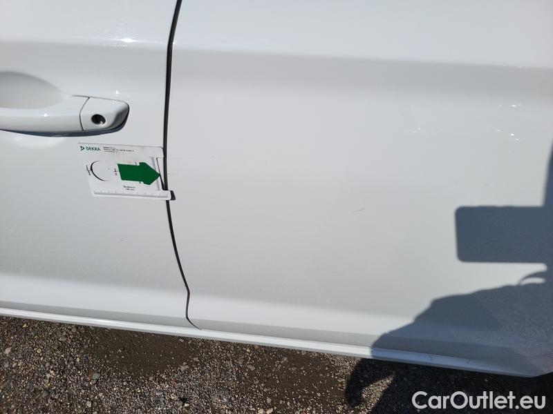  Hyundai  i30  (PD)(01.2017  ->)  kom.1.6CRDi 115 Smart #8