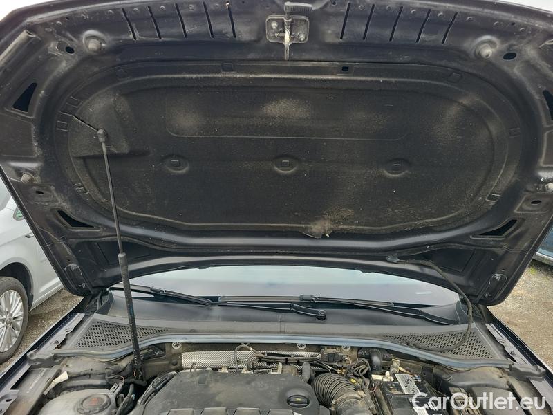  Volkswagen  Passat  Variant (CB5) (2019) Pas.Var.2.0TDI 110 Elegance #2