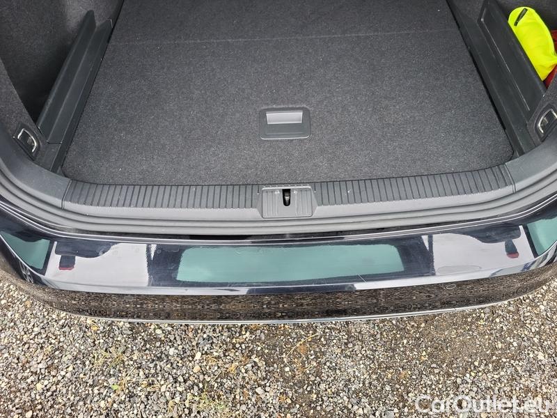  Volkswagen  Passat  Variant (CB5) (2019) Pas.Var.2.0TDI 110 Elegance #23