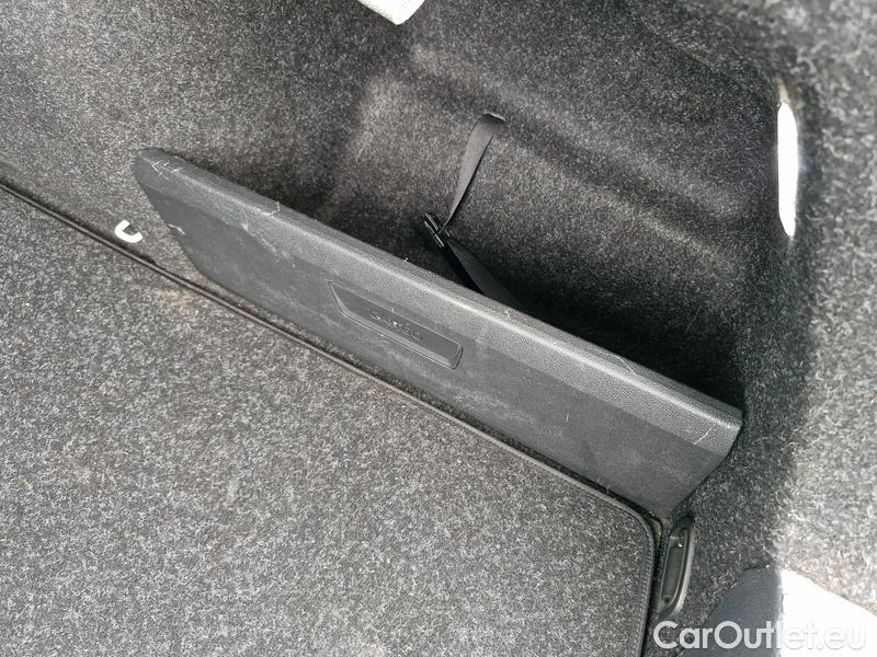  Skoda  Octavia  Lim. (NX3)(2020)  1.5TSI 110 Style 5d #18