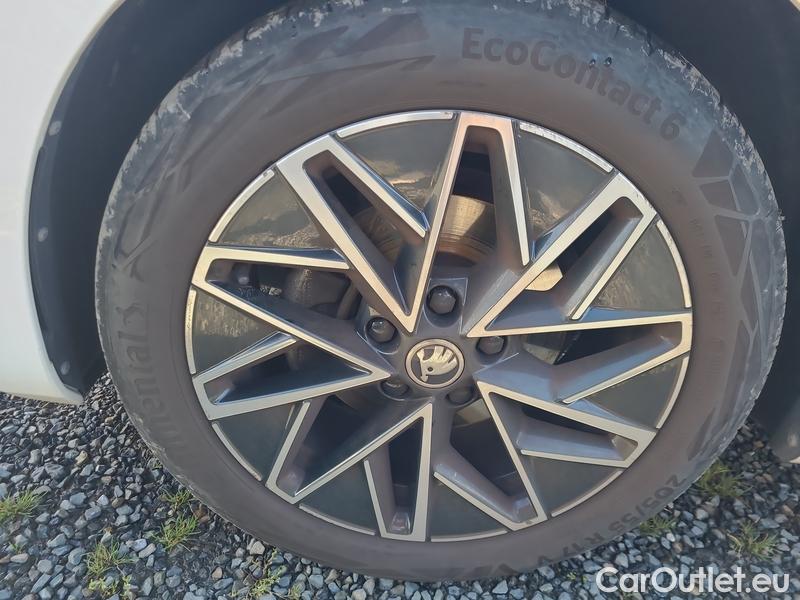  Skoda  Octavia  Combi (NX3)(2020) Oct.Combi 1.5TSI 110 Style #3