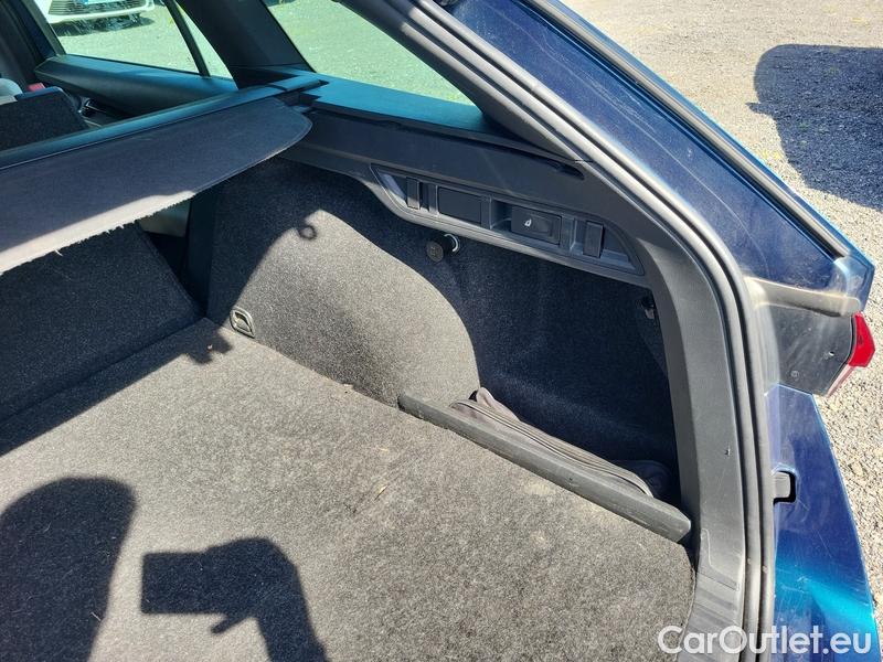  Skoda  Octavia  Combi (NX3)(2020) Oct.Com.1.4TSI 150 Style AT #18