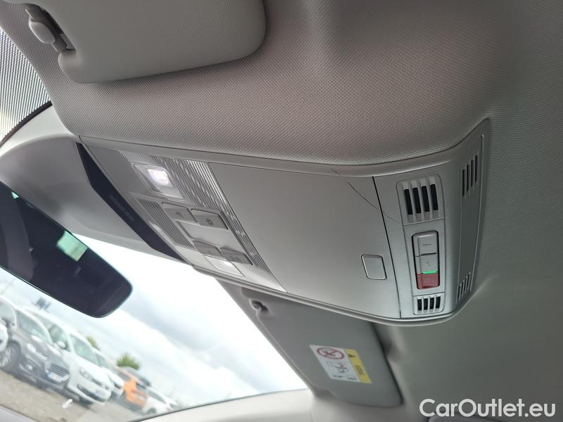  Volkswagen  Passat  Variant (CB5) (2019) Pas.Var.2.0TDI 110 Elegance #20