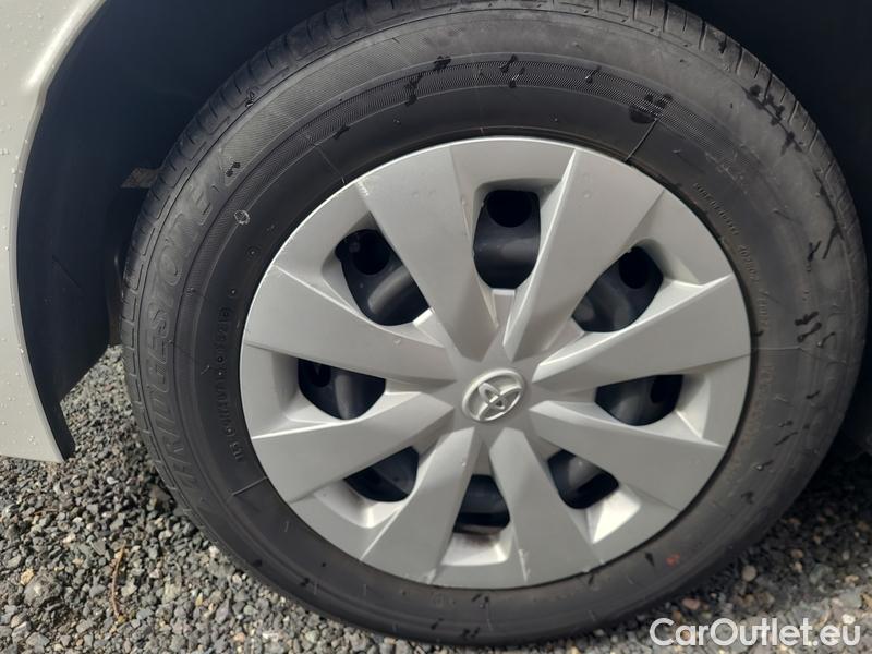  Toyota  Corolla  (E21) (2019)  1.8Hyb.Active AT #14