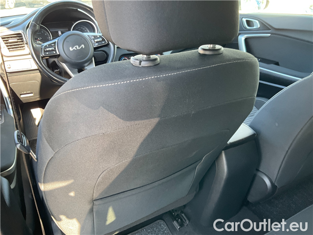  KIA  Cee'd Ceed SW 1.5 T-GDI 118 Top #20