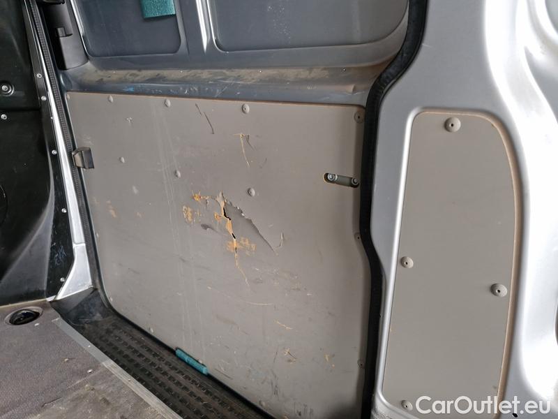  Volkswagen  Transporter T6  (2015) Tra.2.0TDI 110 4d #17