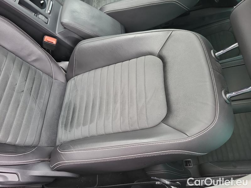  Volkswagen  Passat  Variant (CB5) (2019) Pas.Var.2.0TDI 110 Elegance #19