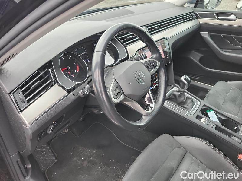  Volkswagen  Passat  Variant (CB5) (2019) Pas.Var.2.0TDI 110 Elegance #16