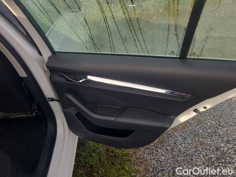  Skoda  Octavia  Combi (NX3)(2020) Oct.Combi 1.5TSI 110 Style #18